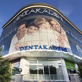 Dentakademi, 09:00 - 23:00 saatleri arası diş tedavi hizmeti sunan bir diş kliniğidir.