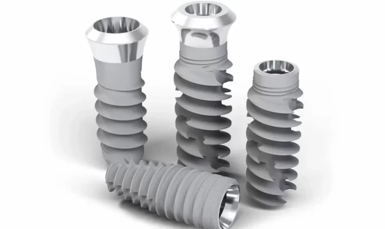 straumann implantlar oldukça dayanıklı olmaları ile bilinir.