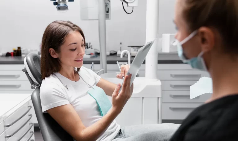 Eksiksiz bir oral diyagnoz, sadece mevcut sorunları değil, gelecekte ortaya çıkabilecek riskleri de